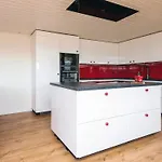 6 Person In